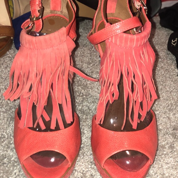 Heels - Picture 2 of 3